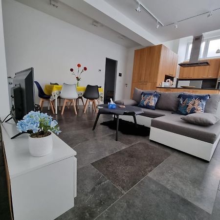 Bb Guesthouse Wezembeek-Oppem Екстер'єр фото